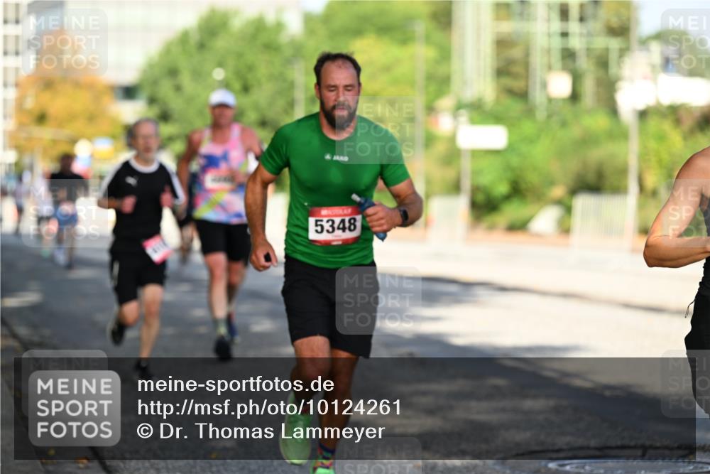 06.09.2026 - CURREX Alsterlauf Dr. Thomas Lammeyer http://msf.ph/oto/10124261 06.09.2026 09:41:11 Laufen 5348 meine-sportfotos.de