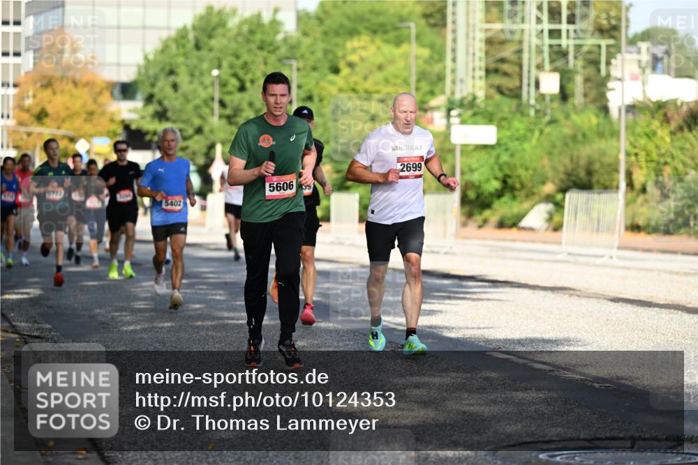 06.09.2026 - CURREX Alsterlauf Dr. Thomas Lammeyer http://msf.ph/oto/10124353 06.09.2026 09:41:21 Laufen 5402, 5606, 2699 meine-sportfotos.de