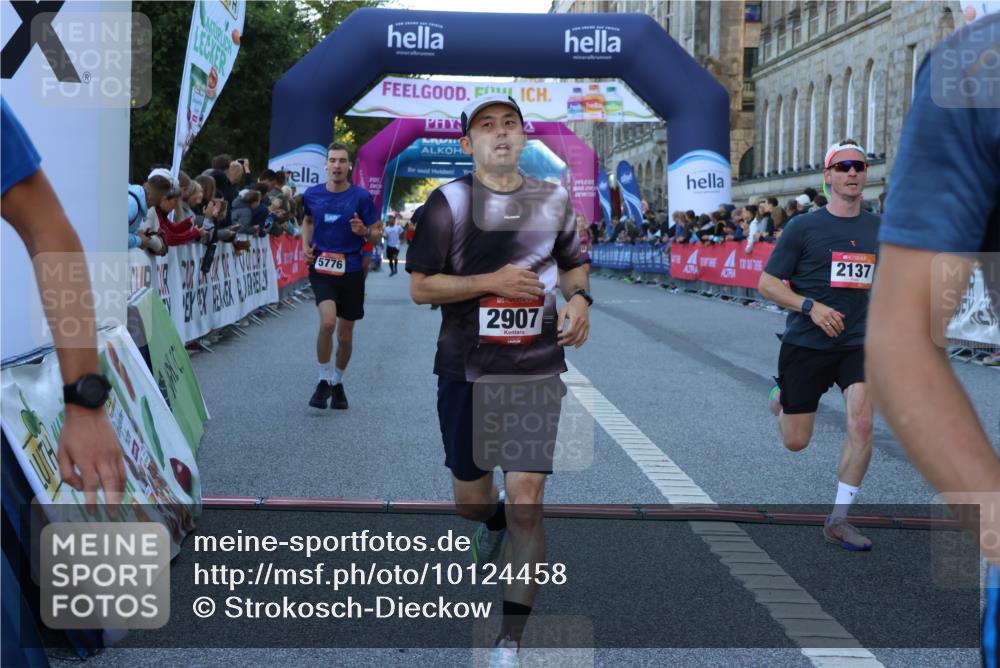 06.09.2026 - CURREX Alsterlauf Strokosch-Dieckow http://msf.ph/oto/10124458 06.09.2026 09:43:16 Ziel 2137, 2907, 3366, 3572, 3753, 4016, 5649, 5776, 5904, 5952, 5955, 5963, 6002, 6104, 8233, 8330 meine-sportfotos.de