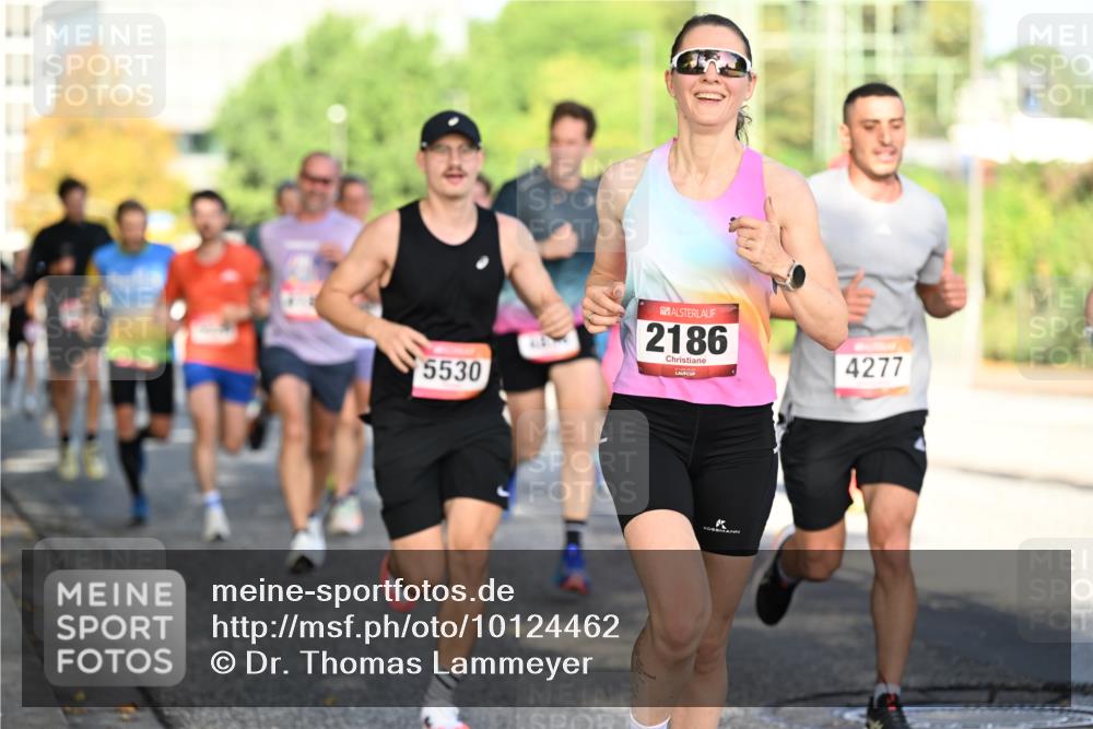 06.09.2026 - CURREX Alsterlauf Dr. Thomas Lammeyer http://msf.ph/oto/10124462 06.09.2026 09:41:32 Laufen 11, 5530, 2186, 4277 meine-sportfotos.de