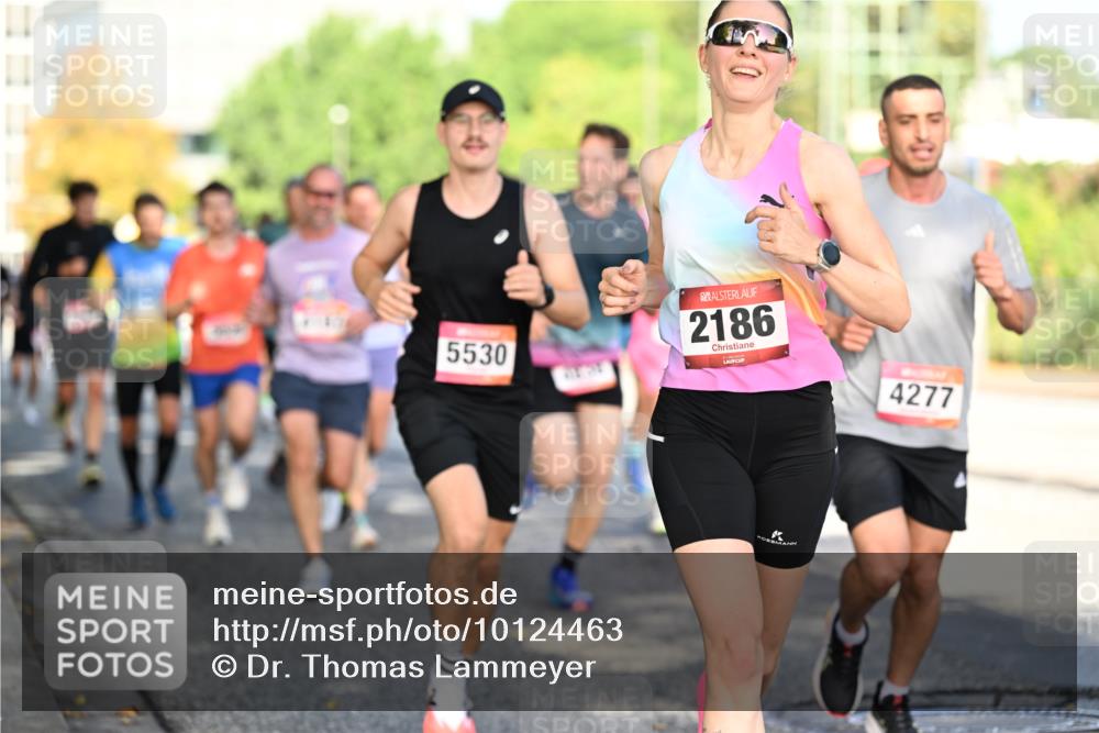 06.09.2026 - CURREX Alsterlauf Dr. Thomas Lammeyer http://msf.ph/oto/10124463 06.09.2026 09:41:32 Laufen 11, 5530, 2186, 4277 meine-sportfotos.de