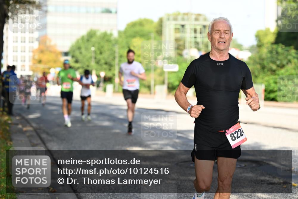 06.09.2026 - CURREX Alsterlauf Dr. Thomas Lammeyer http://msf.ph/oto/10124516 06.09.2026 09:41:42 Laufen 822 meine-sportfotos.de