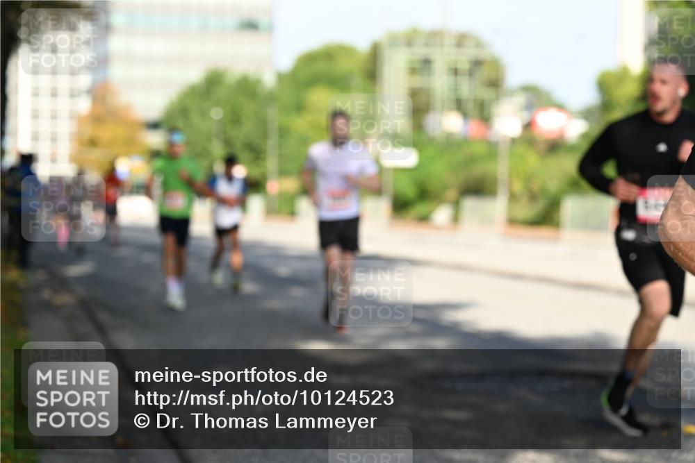 06.09.2026 - CURREX Alsterlauf Dr. Thomas Lammeyer http://msf.ph/oto/10124523 06.09.2026 09:41:42 Laufen  meine-sportfotos.de
