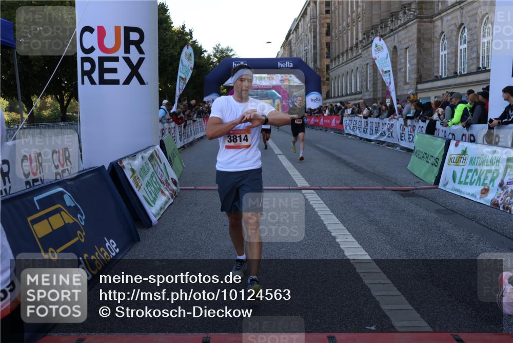 06.09.2026 - CURREX Alsterlauf Strokosch-Dieckow http://msf.ph/oto/10124563 06.09.2026 09:43:33 Ziel 3523, 3524, 3561, 3814, 4089, 4397, 4443, 4505, 5098, 5370, 5919, 6388, 8164, 8316 meine-sportfotos.de
