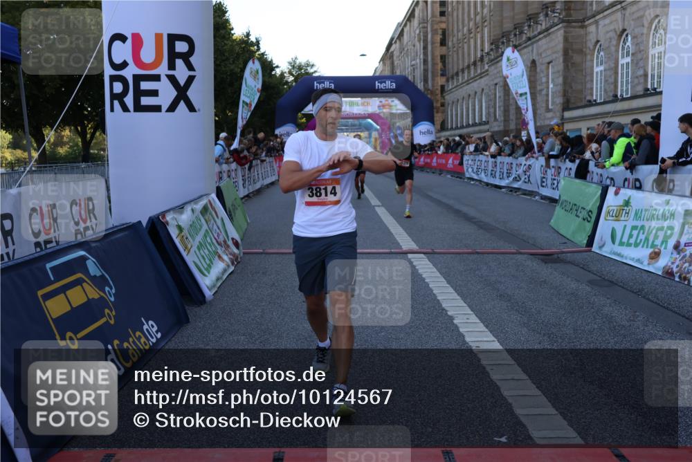 06.09.2026 - CURREX Alsterlauf Strokosch-Dieckow http://msf.ph/oto/10124567 06.09.2026 09:43:33 Ziel 3523, 3524, 3561, 3814, 4089, 4397, 4443, 4505, 5098, 5370, 5919, 6388, 8164, 8316 meine-sportfotos.de
