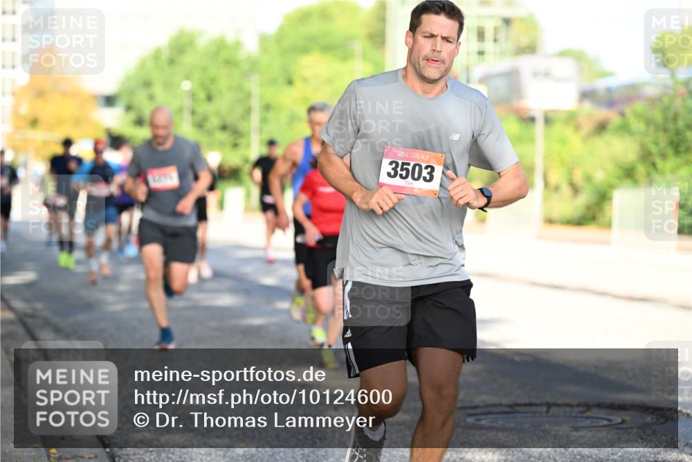 06.09.2026 - CURREX Alsterlauf Dr. Thomas Lammeyer http://msf.ph/oto/10124600 06.09.2026 09:41:53 Laufen 11, 3503 meine-sportfotos.de