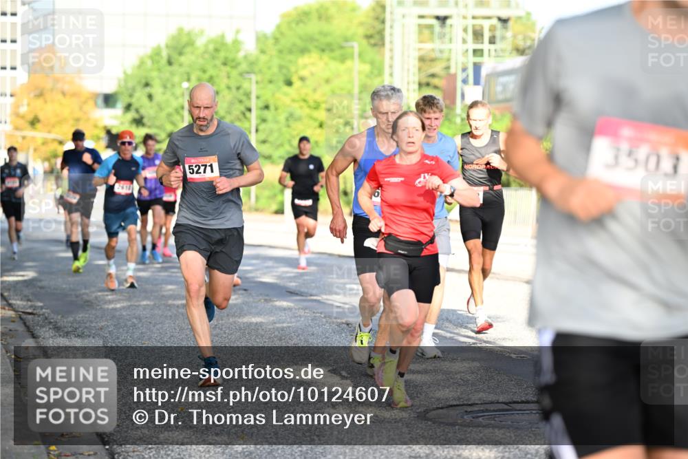 06.09.2026 - CURREX Alsterlauf Dr. Thomas Lammeyer http://msf.ph/oto/10124607 06.09.2026 09:41:54 Laufen 611, 5271, 3503 meine-sportfotos.de