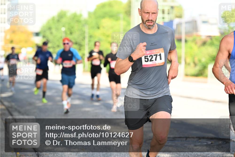 06.09.2026 - CURREX Alsterlauf Dr. Thomas Lammeyer http://msf.ph/oto/10124627 06.09.2026 09:41:55 Laufen 11, 5271 meine-sportfotos.de