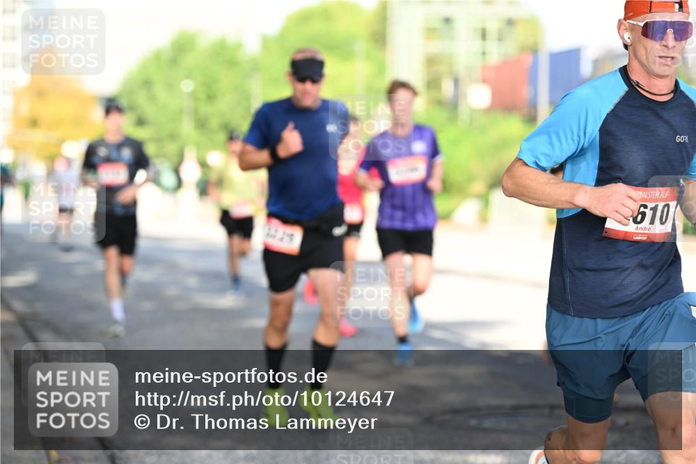06.09.2026 - CURREX Alsterlauf Dr. Thomas Lammeyer http://msf.ph/oto/10124647 06.09.2026 09:41:58 Laufen 610 meine-sportfotos.de