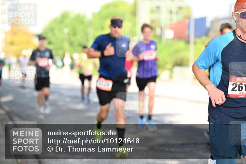 06.09.2026 - CURREX Alsterlauf Dr. Thomas Lammeyer http://msf.ph/oto/10124648 06.09.2026 09:41:58 Laufen 261 meine-sportfotos.de