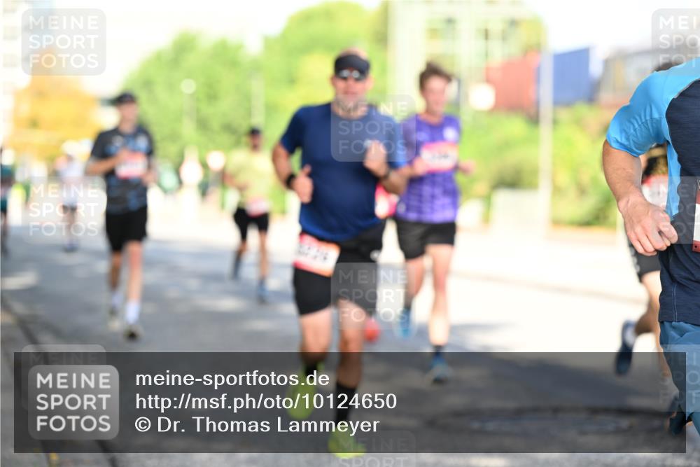 06.09.2026 - CURREX Alsterlauf Dr. Thomas Lammeyer http://msf.ph/oto/10124650 06.09.2026 09:41:58 Laufen  meine-sportfotos.de