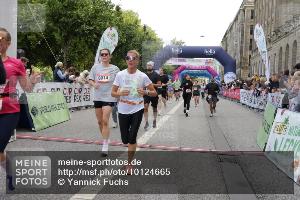 06.09.2026 - CURREX Alsterlauf Yannick Fuchs http://msf.ph/oto/10124665 06.09.2026 10:03:29 Ziel 2280, 2323, 2334, 2447, 2522, 2740, 2741, 2820, 3227, 3252, 3367, 3625, 3874, 4777, 5330, 5360, 5408, 5461, 5651, 6290, 6345, 6355, 8022, 8150, 8279 meine-sportfotos.de