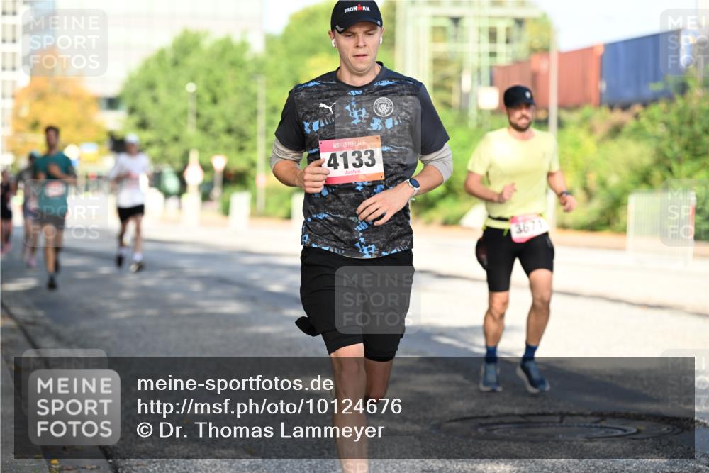 06.09.2026 - CURREX Alsterlauf Dr. Thomas Lammeyer http://msf.ph/oto/10124676 06.09.2026 09:42:01 Laufen 4133, 3671 meine-sportfotos.de