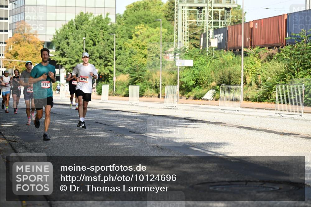 06.09.2026 - CURREX Alsterlauf Dr. Thomas Lammeyer http://msf.ph/oto/10124696 06.09.2026 09:42:03 Laufen 412, 6161, 4011, 8264 meine-sportfotos.de