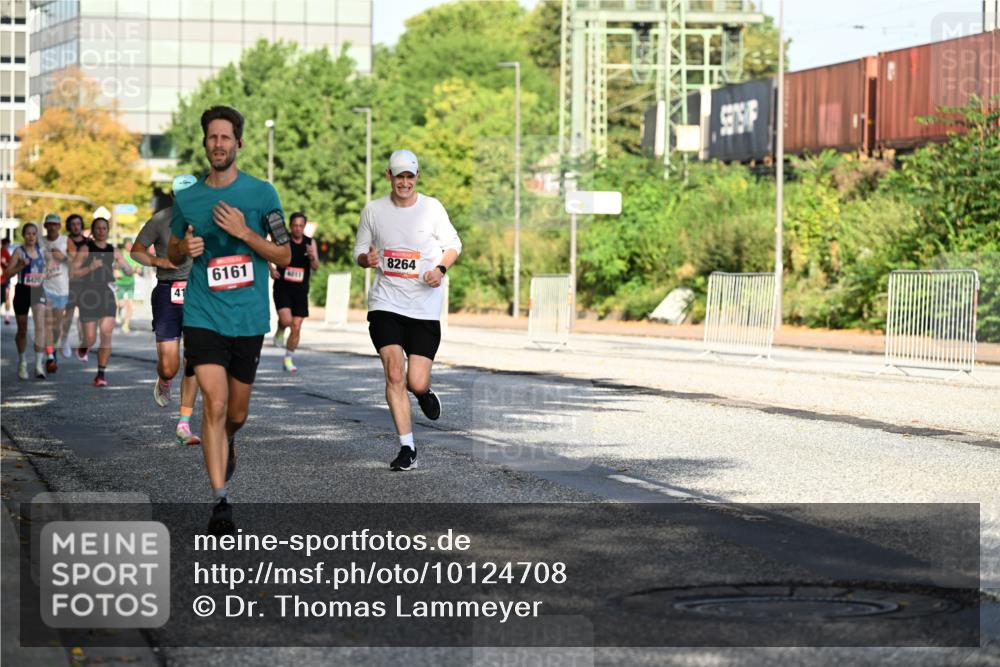 06.09.2026 - CURREX Alsterlauf Dr. Thomas Lammeyer http://msf.ph/oto/10124708 06.09.2026 09:42:04 Laufen 6436, 41, 6161, 4011, 8264 meine-sportfotos.de