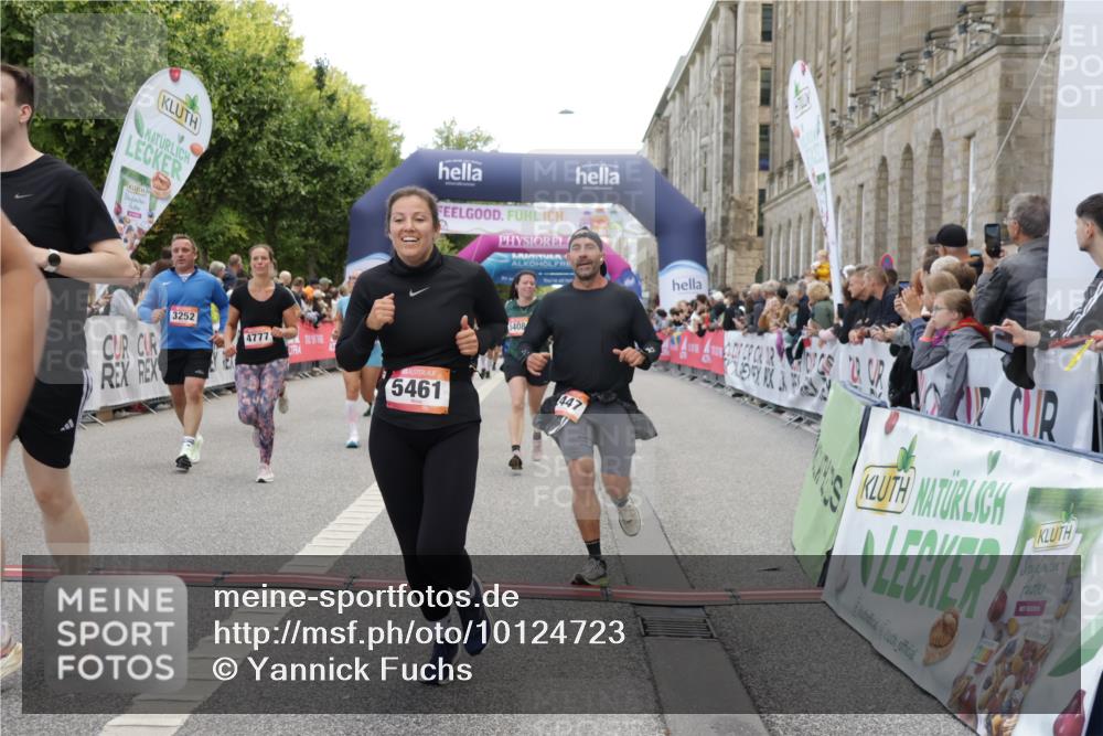 06.09.2026 - CURREX Alsterlauf Yannick Fuchs http://msf.ph/oto/10124723 06.09.2026 10:03:31 Ziel 2280, 2447, 2740, 2741, 2820, 3227, 3252, 3367, 3625, 4777, 5087, 5330, 5360, 5408, 5461, 5651, 6290, 6292, 6344, 8022, 8279 meine-sportfotos.de