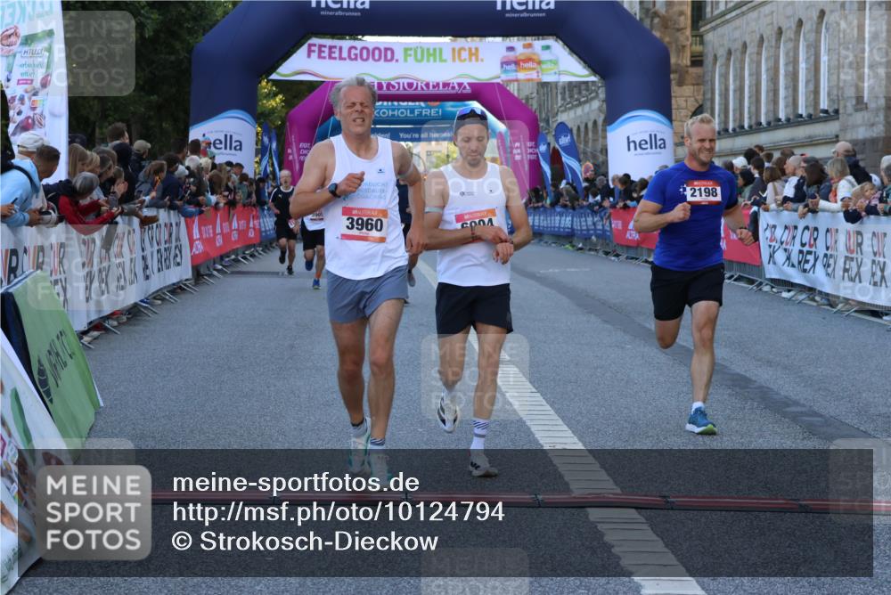 06.09.2026 - CURREX Alsterlauf Strokosch-Dieckow http://msf.ph/oto/10124794 06.09.2026 09:43:55 Ziel 2198, 2398, 3269, 3646, 3905, 3960, 5062, 5348, 5680, 5873, 5874, 6004, 6102 meine-sportfotos.de