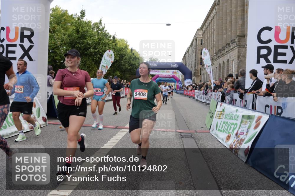 06.09.2026 - CURREX Alsterlauf Yannick Fuchs http://msf.ph/oto/10124802 06.09.2026 10:03:34 Ziel 2447, 2448, 2501, 2740, 2741, 2820, 2869, 3227, 3252, 3367, 3756, 4777, 5087, 5330, 5360, 5408, 5461, 6290, 6292, 6344, 8022, 8263, 8279, 8323 meine-sportfotos.de