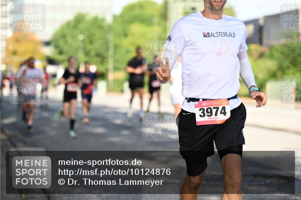 06.09.2026 - CURREX Alsterlauf Dr. Thomas Lammeyer http://msf.ph/oto/10124876 06.09.2026 09:42:23 Laufen 3974 meine-sportfotos.de