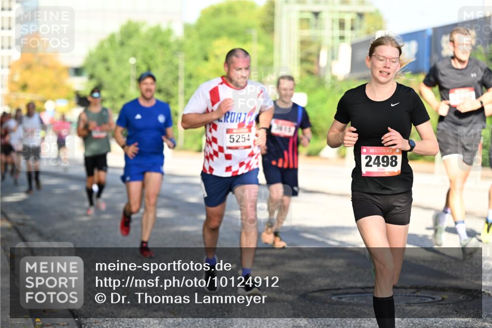 06.09.2026 - CURREX Alsterlauf Dr. Thomas Lammeyer http://msf.ph/oto/10124912 06.09.2026 09:42:27 Laufen 11, 5254, 2498 meine-sportfotos.de