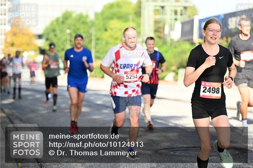 06.09.2026 - CURREX Alsterlauf Dr. Thomas Lammeyer http://msf.ph/oto/10124913 06.09.2026 09:42:27 Laufen 5254, 2498, 4819 meine-sportfotos.de