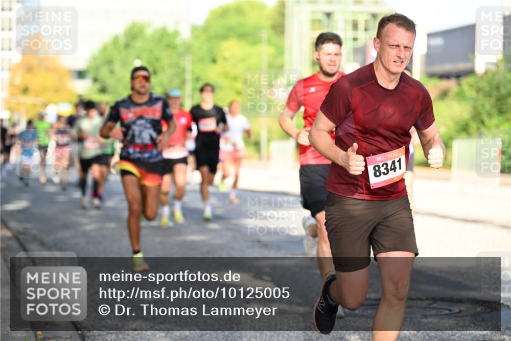 06.09.2026 - CURREX Alsterlauf Dr. Thomas Lammeyer http://msf.ph/oto/10125005 06.09.2026 09:42:36 Laufen 8341 meine-sportfotos.de