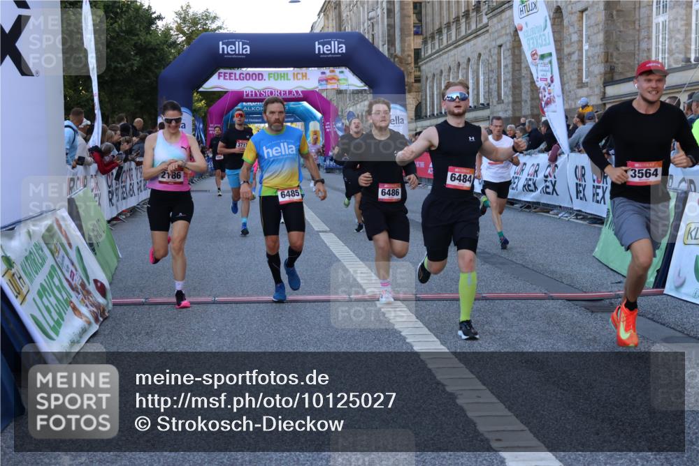 06.09.2026 - CURREX Alsterlauf Strokosch-Dieckow http://msf.ph/oto/10125027 06.09.2026 09:44:22 Ziel 2186, 2699, 3331, 3355, 3564, 3717, 4187, 4838, 4862, 4928, 5443, 5477, 5530, 5626, 5710, 5722, 5974, 6047, 6484, 6485, 6486, 8302 meine-sportfotos.de