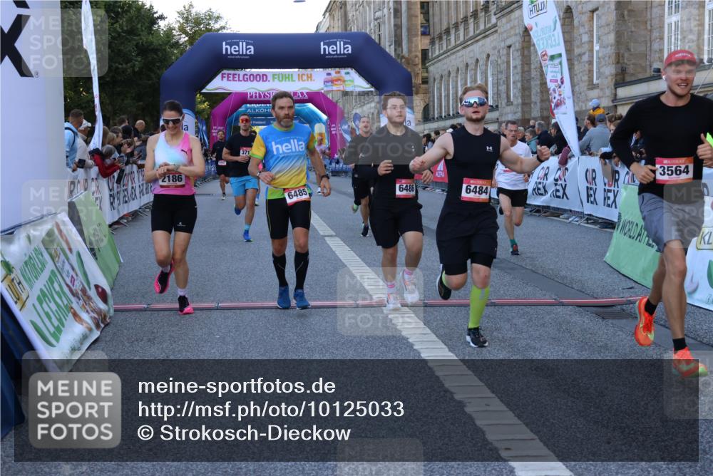 06.09.2026 - CURREX Alsterlauf Strokosch-Dieckow http://msf.ph/oto/10125033 06.09.2026 09:44:22 Ziel 2186, 2699, 3331, 3355, 3564, 3717, 4187, 4838, 4862, 4928, 5443, 5477, 5530, 5626, 5710, 5722, 5974, 6047, 6484, 6485, 6486, 8302 meine-sportfotos.de