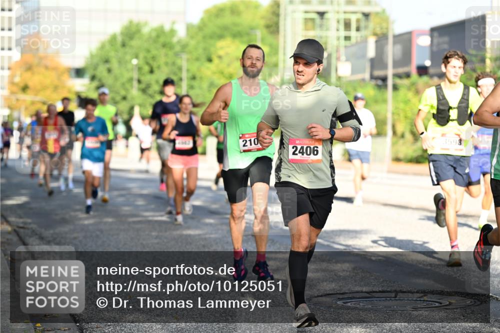 06.09.2026 - CURREX Alsterlauf Dr. Thomas Lammeyer http://msf.ph/oto/10125051 06.09.2026 09:42:40 Laufen 210, 2406, 3593 meine-sportfotos.de