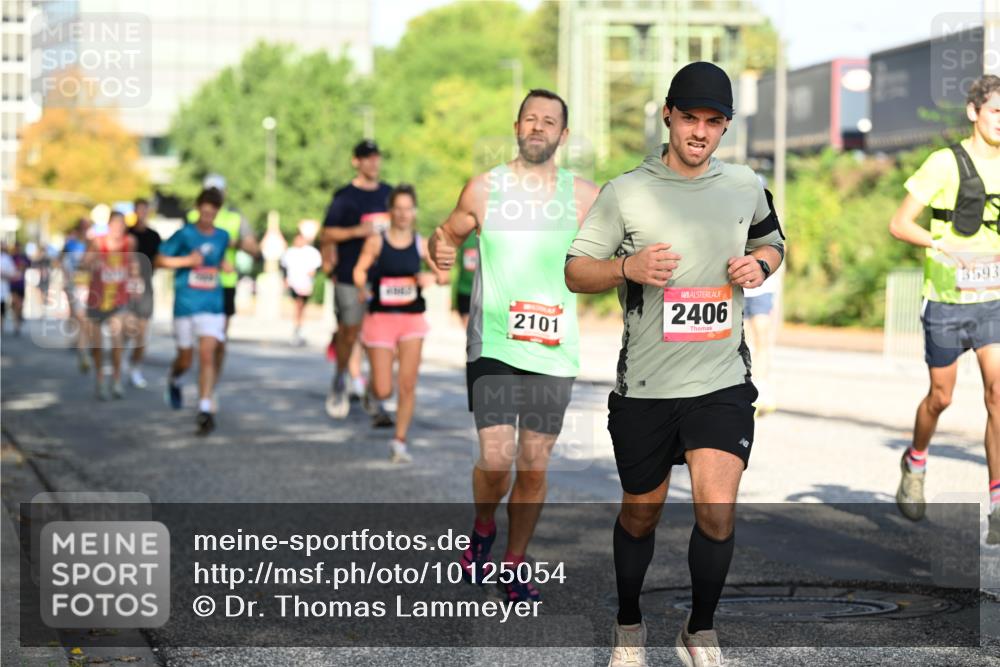 06.09.2026 - CURREX Alsterlauf Dr. Thomas Lammeyer http://msf.ph/oto/10125054 06.09.2026 09:42:41 Laufen 2101, 2406, 3593 meine-sportfotos.de