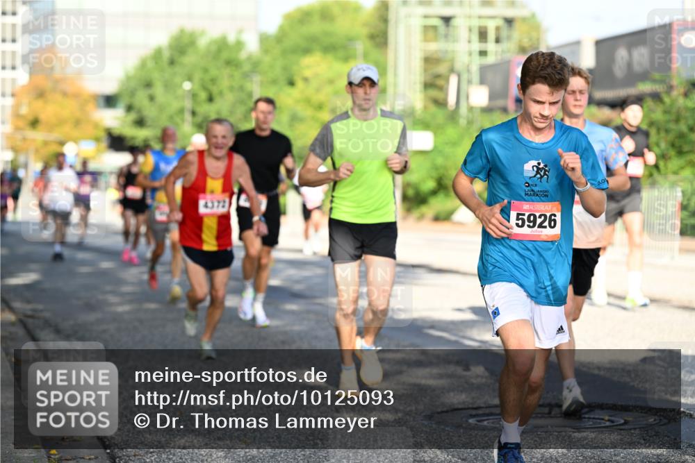 06.09.2026 - CURREX Alsterlauf Dr. Thomas Lammeyer http://msf.ph/oto/10125093 06.09.2026 09:42:44 Laufen 4372, 5926, 819 meine-sportfotos.de