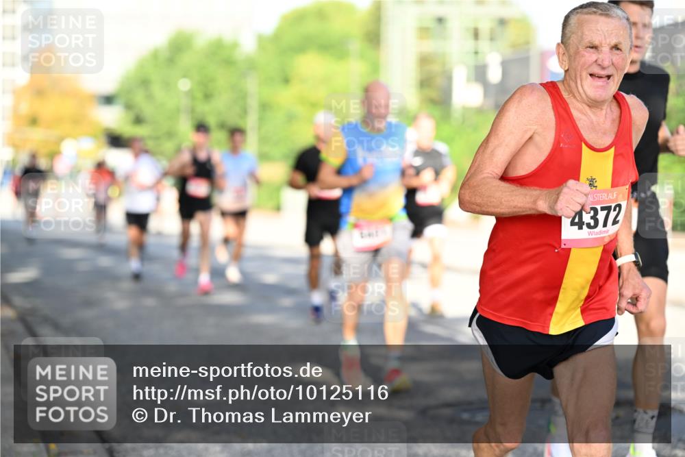 06.09.2026 - CURREX Alsterlauf Dr. Thomas Lammeyer http://msf.ph/oto/10125116 06.09.2026 09:42:47 Laufen 4372 meine-sportfotos.de