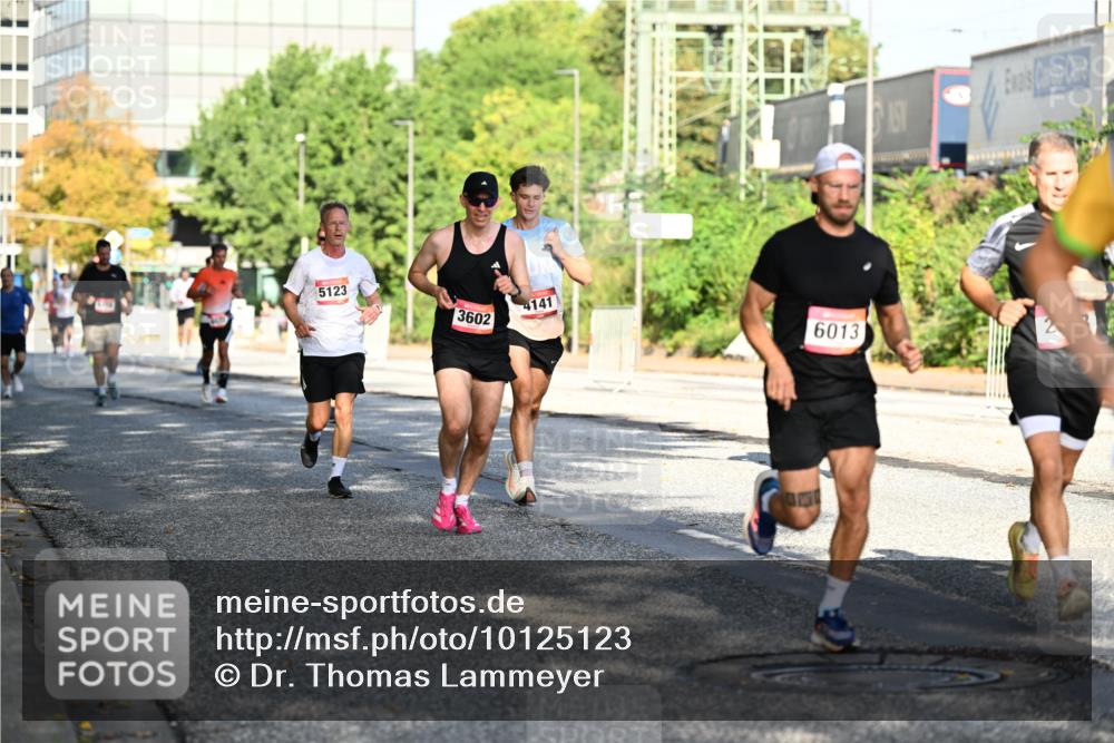 06.09.2026 - CURREX Alsterlauf Dr. Thomas Lammeyer http://msf.ph/oto/10125123 06.09.2026 09:42:48 Laufen 5123, 3602, 4141, 6013 meine-sportfotos.de