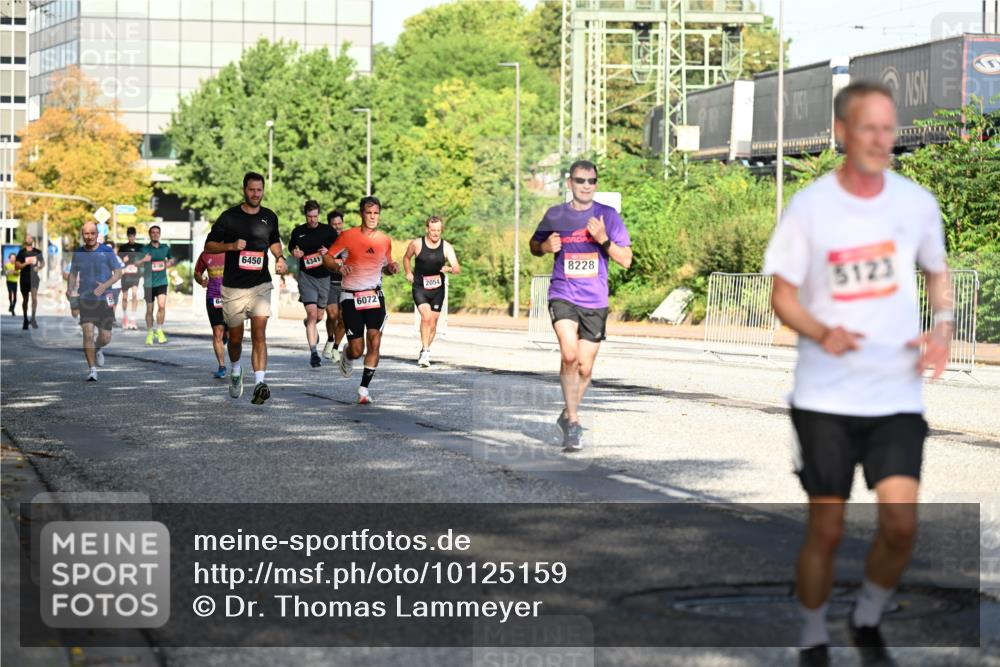 06.09.2026 - CURREX Alsterlauf Dr. Thomas Lammeyer http://msf.ph/oto/10125159 06.09.2026 09:42:52 Laufen 6450, 4341, 6072, 2054, 8228, 5123 meine-sportfotos.de