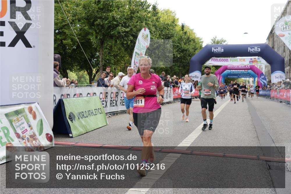 06.09.2026 - CURREX Alsterlauf Yannick Fuchs http://msf.ph/oto/10125216 06.09.2026 10:03:49 Ziel 2386, 2429, 3059, 3094, 3405, 3766, 4132, 4591, 4606, 5911, 6247, 8203, 8219 meine-sportfotos.de
