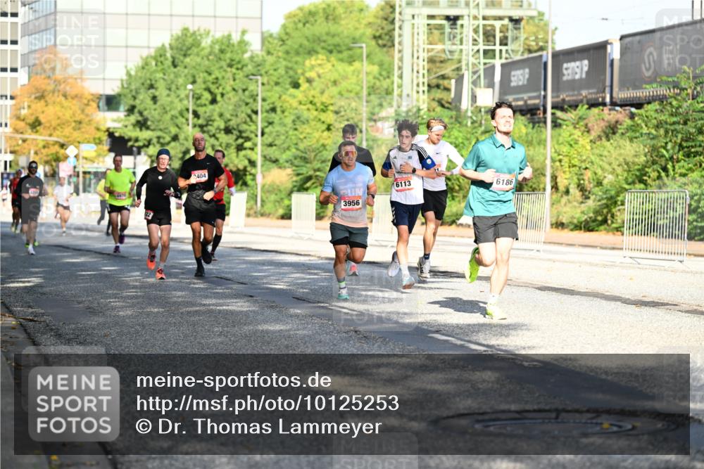 06.09.2026 - CURREX Alsterlauf Dr. Thomas Lammeyer http://msf.ph/oto/10125253 06.09.2026 09:43:01 Laufen 2404, 3956, 6113, 6186 meine-sportfotos.de