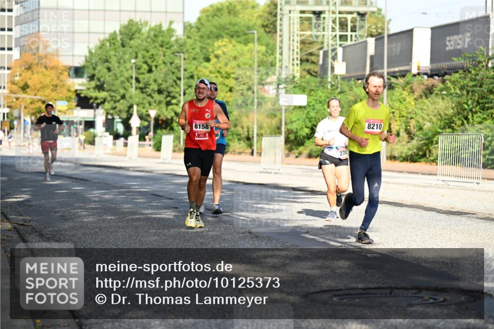06.09.2026 - CURREX Alsterlauf Dr. Thomas Lammeyer http://msf.ph/oto/10125373 06.09.2026 09:43:13 Laufen 031, 8158, 06, 8210, 270 meine-sportfotos.de