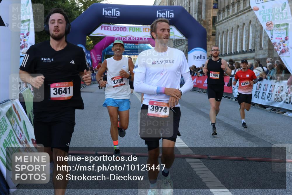 06.09.2026 - CURREX Alsterlauf Strokosch-Dieckow http://msf.ph/oto/10125447 06.09.2026 09:45:05 Ziel 2289, 2786, 3641, 3767, 3771, 3873, 3974, 4011, 4255, 5272, 5341, 5770, 5837, 6243, 6420 meine-sportfotos.de