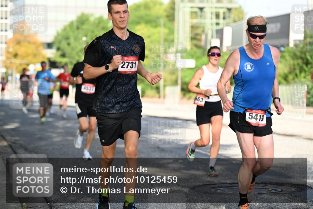 06.09.2026 - CURREX Alsterlauf Dr. Thomas Lammeyer http://msf.ph/oto/10125459 06.09.2026 09:43:26 Laufen 2731, 4537, 663, 5419 meine-sportfotos.de