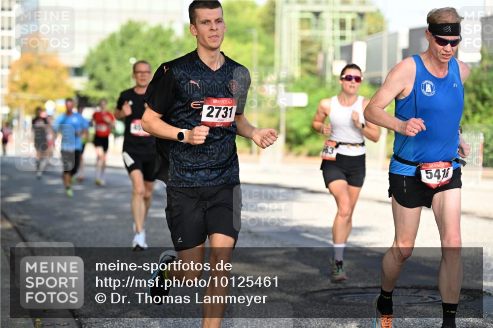 06.09.2026 - CURREX Alsterlauf Dr. Thomas Lammeyer http://msf.ph/oto/10125461 06.09.2026 09:43:26 Laufen 2731, 163, 54 meine-sportfotos.de
