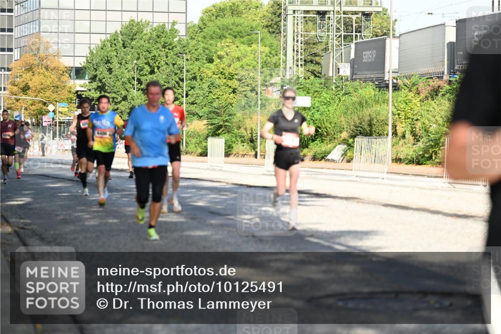 06.09.2026 - CURREX Alsterlauf Dr. Thomas Lammeyer http://msf.ph/oto/10125491 06.09.2026 09:43:29 Laufen 4406, 287 meine-sportfotos.de