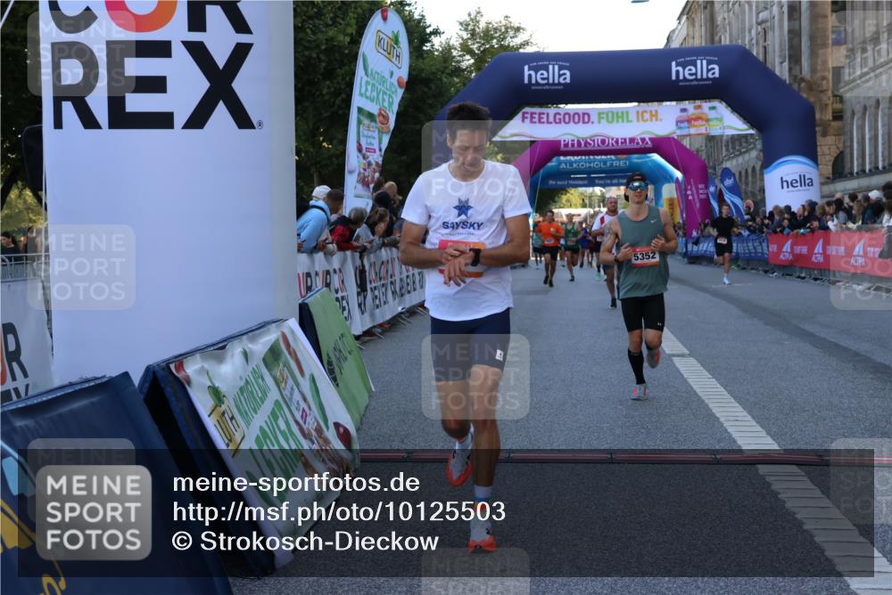 06.09.2026 - CURREX Alsterlauf Strokosch-Dieckow http://msf.ph/oto/10125503 06.09.2026 09:45:16 Ziel 2449, 2489, 3873, 4331, 5254, 5266, 5341, 5352, 5770, 8020 meine-sportfotos.de