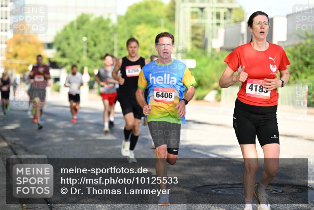06.09.2026 - CURREX Alsterlauf Dr. Thomas Lammeyer http://msf.ph/oto/10125533 06.09.2026 09:43:33 Laufen 8266, 6406, 4183 meine-sportfotos.de