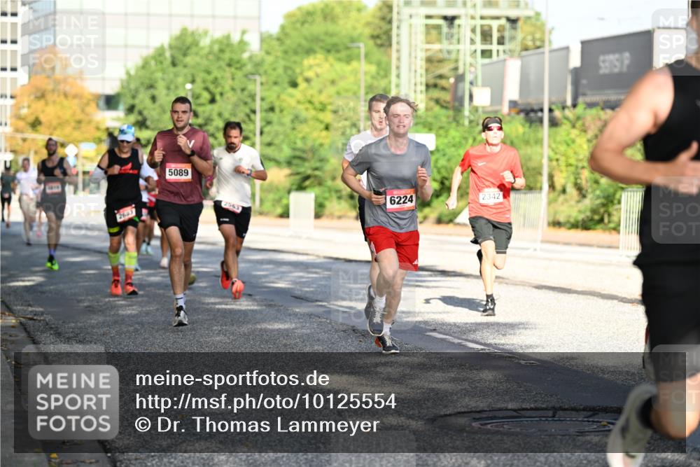 06.09.2026 - CURREX Alsterlauf Dr. Thomas Lammeyer http://msf.ph/oto/10125554 06.09.2026 09:43:35 Laufen 2693, 5089, 2563, 6224, 2342 meine-sportfotos.de