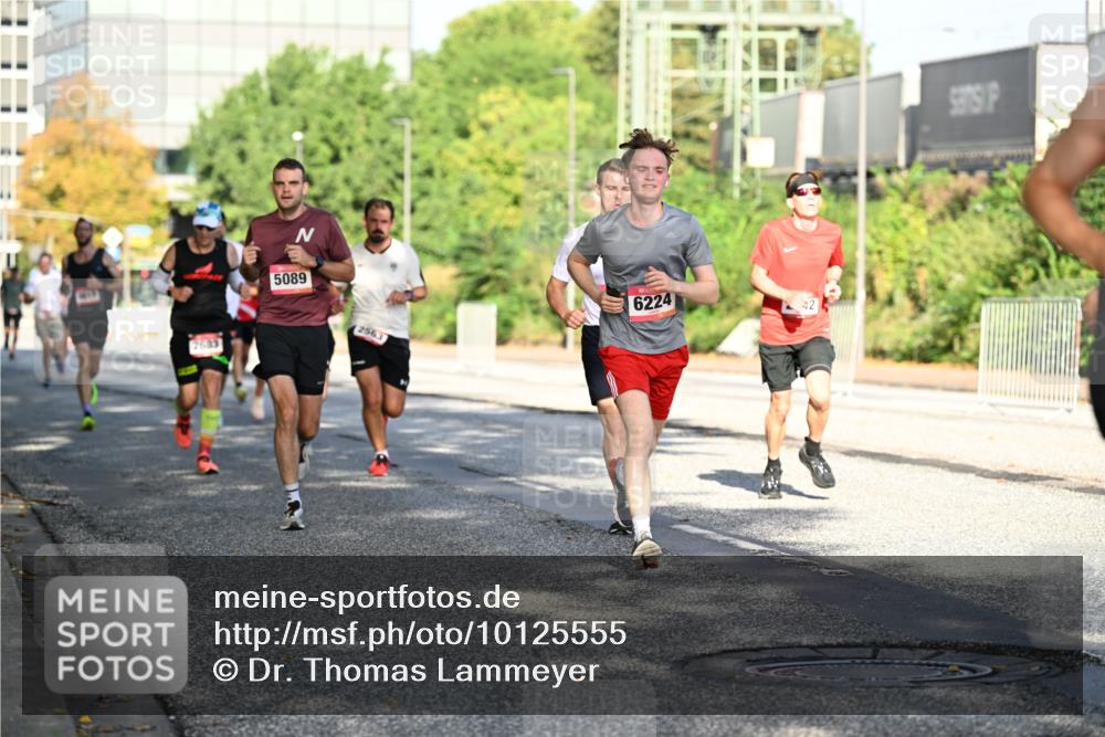 06.09.2026 - CURREX Alsterlauf Dr. Thomas Lammeyer http://msf.ph/oto/10125555 06.09.2026 09:43:35 Laufen 2633, 5089, 2563, 6224, 2 meine-sportfotos.de
