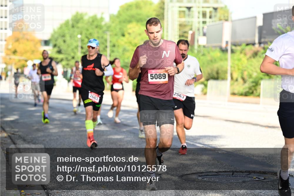 06.09.2026 - CURREX Alsterlauf Dr. Thomas Lammeyer http://msf.ph/oto/10125578 06.09.2026 09:43:38 Laufen 9, 2683, 5089, 2563 meine-sportfotos.de