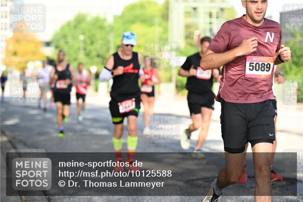 06.09.2026 - CURREX Alsterlauf Dr. Thomas Lammeyer http://msf.ph/oto/10125588 06.09.2026 09:43:39 Laufen 11, 5089 meine-sportfotos.de