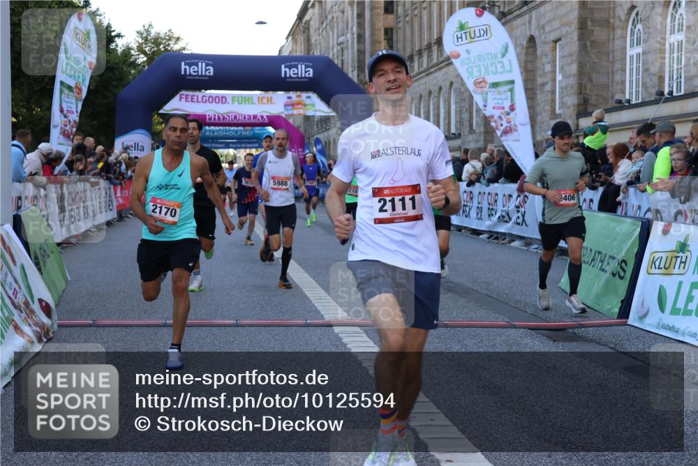 06.09.2026 - CURREX Alsterlauf Strokosch-Dieckow http://msf.ph/oto/10125594 06.09.2026 09:45:28 Ziel 2101, 2111, 2170, 2406, 2498, 3146, 3211, 3259, 3593, 3615, 4581, 4586, 4891, 5216, 5699, 5805, 5887, 5926, 5988, 6476, 8341 meine-sportfotos.de