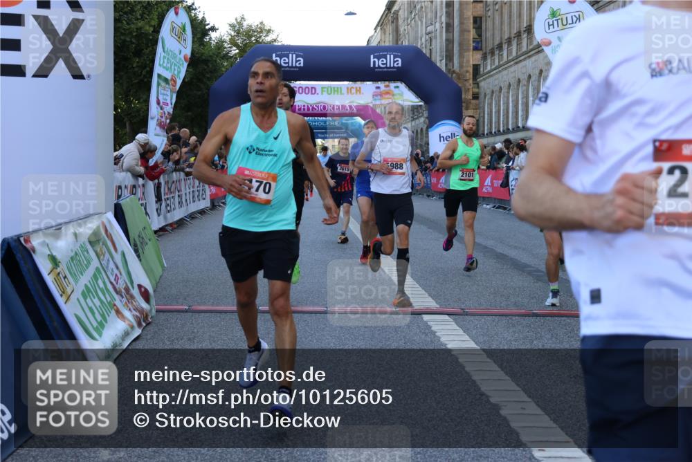06.09.2026 - CURREX Alsterlauf Strokosch-Dieckow http://msf.ph/oto/10125605 06.09.2026 09:45:29 Ziel 2101, 2111, 2170, 2406, 2498, 3146, 3211, 3259, 3593, 3615, 4141, 4581, 4586, 4891, 5216, 5699, 5805, 5887, 5926, 5988, 6476, 8341 meine-sportfotos.de