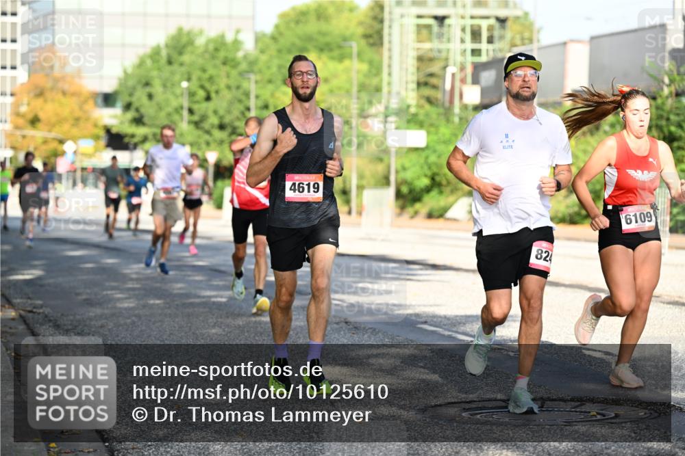 06.09.2026 - CURREX Alsterlauf Dr. Thomas Lammeyer http://msf.ph/oto/10125610 06.09.2026 09:43:41 Laufen 4619, 11, 824, 6109 meine-sportfotos.de